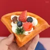 Fiori decorativi 1 pz Simulazione Cibo Waffle Modello Artificiale Finto Pane Torta di Frutta Ornamenti da Forno Artigianato Cucina per Bambini Giocattolo Fai da Te Compleanno