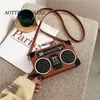 Cross Body Personality Radio Shape Small Square Bag Women Handväska Crossbody Axel Creativity COLTONE MOIN Purse Female Tote P216Z