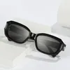 Utomhusglasögonpolariserade solglasögon för män och kvinnor Fashion Square formade kattens öga lilla ram