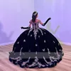 2024 Quinceanera klänningar Navy Blue Velvet Silver Lace Applicques Off Axel Farterfly Crystal Pärlor 3d blommor Bollklänning Gästklänning Evening Prom Gowns