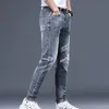 2023 Jeans d'hiver pour hommes ajouter un pantalon épais en laine de haute qualité Slim Vintage bleu Hip Hop Jeans Streetwear Mans Denim pantalon 240124