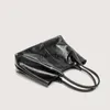Schoudertassen Koreaanse Casual Tote Bags Voor Vrouwen Luxe Designer andbag Portemonnees 2023 Nieuw In PU Olie Wax Leater Grote Capaciteit Onderarm Soulderqwertyui45