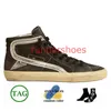 2024 Ręcznie wykonana gwiazda średniej kuli zjeżdżalnia Włoch Włoch skórzana cielę Flash Upper Silver Gold Gold Vintage Designer Bloste Buty Sneakers Women Mens Platform