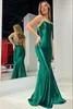 Emerald Green Mermaid Long Prom Dress Formell aftonklänning Spaghetti halsringning spetsar upp backless festklänningar