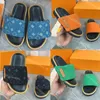 Designer Slipper Calfskin Women Sandals POOL PILLOW Mule Slide Sandal Hook Loop Fastener Mules Slipper Men Slipper