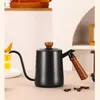 Hip Flasks 304 bouilloire inclinable en acier inoxydable avec poignée en bois pour le café et le thé chauffage cadeau donnant des boissons domestiques 600 ml 1 pièces