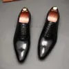Siyah kahverengi elbise orijinal buzağı deri oxford erkekler için kanat uçlu brogue rahat erkek resmi ayakkabılar erkek