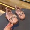 ブーツ生まれた女の赤ちゃんソックスシューズぬいぐるみベルベット冬のニットサチン幼児用愛らしいPUレザーキッズG10271