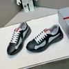 أحذية رياضية جلدية عالية الجودة براءة اختراع للمدربين المسطحين السود