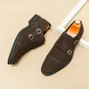 Klädskor Herrmarna Suede Patent Leather Monk Strap Slip On Driving Man Formal Wedding Prom Homecoming Sapatos Tenis Masculino