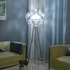 플로어 램프 현대 크리스탈 바닥 램프 고급스러운 가벼운 고급 꽃잎 모양 LED 패션 홈 장식 수직 바닥 램프 YQ240130