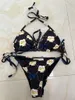 Bikini Yaz Tasarımcı Kadın Bikinis Set Seksi Clear Strap Luxurys Mayo Yıldızlar ŞEKİL YÜZELLER BAYANLAR MAHUM KURULUM YÜKLEME YÜKLEME PEAKLESİ KİTA Giysileri Kadın Biquini AA05