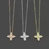 Womens Designer Necklaces Iced Out Pendant V Letter Fashion Four-leaf Clover Necklace Jewelry239y