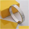 Bangle Europa Amerika Top Designer Sieraden Dame Dames Titanium Staal Zwart/Wit Emaille Gegraveerde Letter 18K Gouden Armband 4 Drop Deliv Ot9He