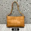 Femmes B Botegas Sac à main Venetas Cuir Hobo Dames Sacs à bandoulière Design Classique Famille Tissé Cassette Femmes Designer Aisselles Sac en peau de vache Highend NSP ZRB5