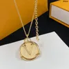 Colar de designer com pingente circular, elegante, fofo, moderno e luxuoso, joias personalizadas para mulheres, elegante, ouro e prata, colar de amor