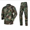 Kurtki myśliwskie Mężczyźni odzież Walka wojskowa mundur WITORPOOF WITATICAL Camuflage armia garnitury Safari Safari Coat Pant Set