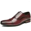 Chaussures habillées 2024 Business Men's Cuir Gentleman Trois Connecteurs Jour Casual