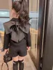 衣類セットファッションキッズガールズ2PCS服セット春秋の子供ブラックコートアウトウェアショーツビンテージ衣装スーツ2〜8年