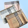 Designers Brand Classic Plaid Imprimé foulard Highend Soft Shawl mode automne hiver Men039s et femmes 039 écharpes chaudes lar7715894