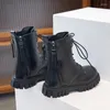 Stivali 2024 Ragazze Bambini Moda Autunno Nero Fresco Semplice Cerniera laterale Scarpe per bambini Principessa Cavaliere Per passerella Inverno carino