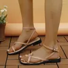 Sandálias arco mulheres sapatos apartamentos de luxo chinelos de praia 2024 verão designer aberto clipe toe ao ar livre flip flops andando slides femininos