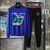 デザイナーパーカーメンメンズのブラン​​ド服スプリングトラックスーツファッションサーキュラーロゴラウンドネックマン2ピースセット学生パンツ1月30日