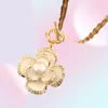 Célèbres fleurs noires pendentif colliers marque de luxe concepteur de mode charme bijoux perle camélia collier pour femmes 9500064