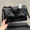 Designer de luxo clássico 19bag mulheres crossbody saco francês marca moda nova corrente preta mulheres aleta sacos de ombro bolsa número de série senhoras mensageiro de couro