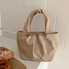 Totes coréens sacs de caillot décontractés pour femmes de luxe designer et sacs sacs à main 2023 nouveau en polyester plissé petit soulder porter poignet bagqwertyui45