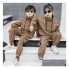 Clothing Sets Girls Boy Suit Spring Clothes Female Baby Fashion Tooling Jacket Add Pants Two-Piece Drop Delivery Kids Maternity Otrsm