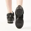 Chaussures de danse pour femmes tissu en maille respirant noir chaussures de Jazz à semelles souples Salsa danse carrée chaussures de danse modernes 240119