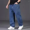 Jeans da uomo Uomo Taglie forti Pantaloni in denim Allentati Casual Elasticità Vita Pantaloni dritti 2024 Autunno Inverno Grande 48 50