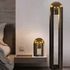 Lampy podłogowe Nordic Proste LED oświetlenie Postmodernistyczne czarne żelazne sypialnia światła podłogowe salon pionowa lampa dekoracyjna YQ240130