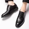 Chaussures habillées en cuir pour hommes d'affaires formelles 2024 printemps britannique décontracté derby noir confortable marié à semelle souple