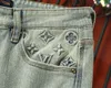 Los nuevos modelos de primavera de verano están en el mercado.Los jeans de ajuste delgados originales de venta caliente tienen detalles increíbles y mano de obra impecable.Estilo No. 08 # Tamaño: 29 a