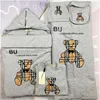 Baby Designer pasgeboren jongens en meisjes baby klimkleding Eenvoudig katoenen onesie slaapzak met lange mouwen, vijfdelig hiphop klimpak D02