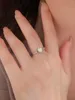 Anelli a grappolo Adorabile anello da donna in argento sterling 925 con opale a forma di cuore e decorazione in zirconi Stile semplice e adorabile per tutti i giorni o come A