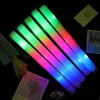 12/15/30/60pcs Glow Sticks Toplu renkli RGB LED ışıltılı köpük çubuk tezahürat tüpü Noel Doğum Günü Düğün Malzemeleri için Koyu Işık 240118