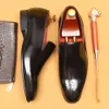 Mocassins masculinos de alta qualidade couro genuíno elegante festa de casamento sapatos casuais marrom preto deslizamento calçados masculinos