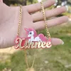 Colliers Xinnee Cartoon Cartoon Animal Characor Unicorn Collier acrylique Lettre personnalisée Nom Pendant Anime Pet Collier court