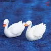 Dekorativa figurer 2st/set Swan Set Lovers Bird Animal Model Figurin Home Ornament Decor Miniature Craft Garden Fairy Decoration DIY