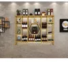 Piatti decorativi Portabicchieri da vino da ristorante sospeso a parete Espositore da bar creativo capovolto in ferro battuto