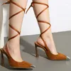 Sandaler 2024 Summer Pointed Toe High Heels Shoes Gladiator Stileto Lace Up Women Cross bundna ihåliga Sapato Feminino