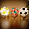 Veilleuses Lampe De Football Table Dimmable LED Lumière Batterie Base En Bois Massif Éclairage D'ambiance Chaude Pour Chevet Chambre Étude Enfants Cadeau