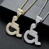 14k Gold Icy Wheelchair Disability Logo Pendant Handikappade skylthalsband Koppar Kubik Zirkonsmycken för män Kvinnor Gift3323