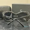 2024 Designerskie okulary przeciwsłoneczne Modne okulary przeciwsłoneczne dla kobiet Letter Mirror Noga inkrustowane z diamentowym zacienieniem plażowym Ochrona UV Spolaryzowane okulary