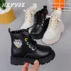 Botas meninas moda outono/inverno crianças curtas estilo britânico couro de tamanho médio adicionar algodão sapatos de princesa