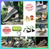 Designer Casual Platform Steg på skor för medelålders äldre människor Kvinnor MAN ARBETA Snabb Autumn Bekväm bärbeständig Anti Slip Soft Sole Dad's Shoes