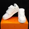 2024 Top Selling Designer Casual Fashion Women's Leather Lace Up Flat Bottom Sports Shoes White Black Men's Veet Suede